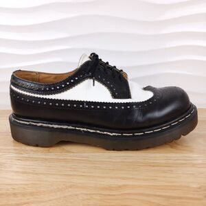 Dr Martens Bex Brogue Wingtip Shoes Mens UK 9 US 10 Black White‎  England 3989
